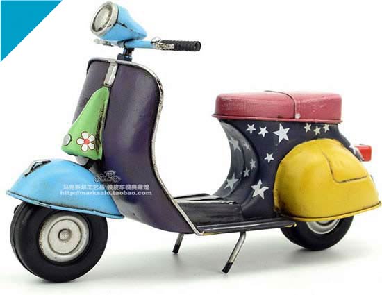 Various Colors Painting Tinplate Handmade 1969 Vespa Scooter
