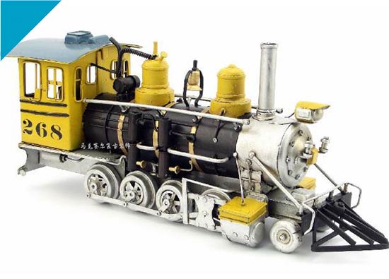Handmade Red / Yellow Vintage Big Boy Steam Locomotive Model