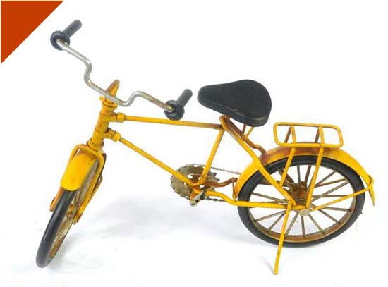 Handmade Red /Black /Yellow Large Scale Tinplate Bicycle Model