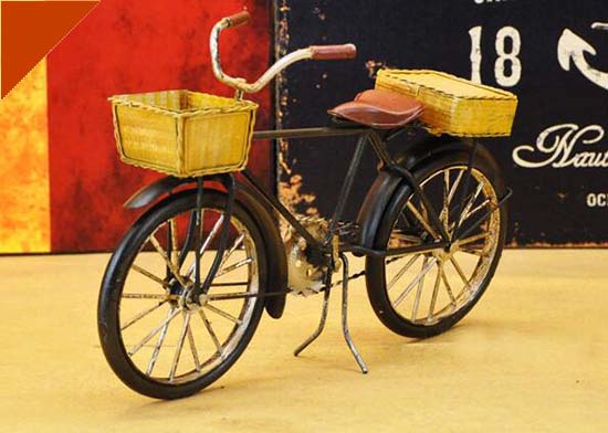 Retro Medium Scale Black Handmade Tinplate Bicycle Model