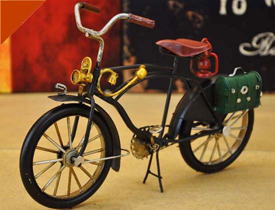 Black Retro Medium Scale Handmade Tinplate Bicycle Model