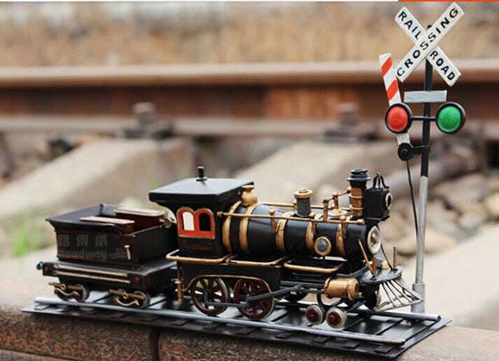 Tinplate Black Medium Size Vintage 1875 Steam Train Model
