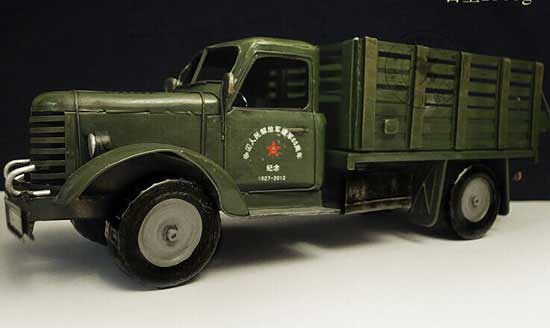 Large Scale Army Green Vintage 1956 JieFang CA10 Truck Model