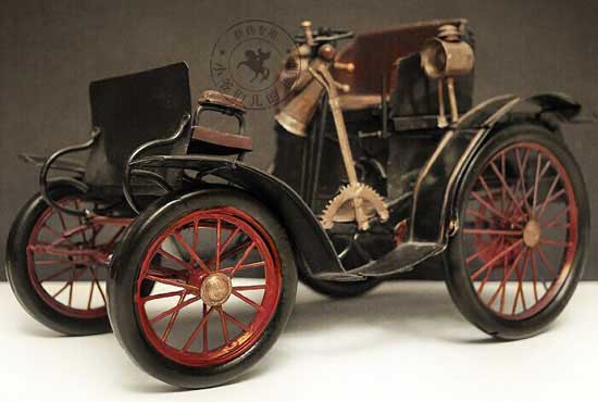 Black Medium Scale Handmade 1894 Mercedes-Benz VELOCIPED Model