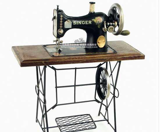 Black Tinplate Handmade Vintage Sewing Machine Model