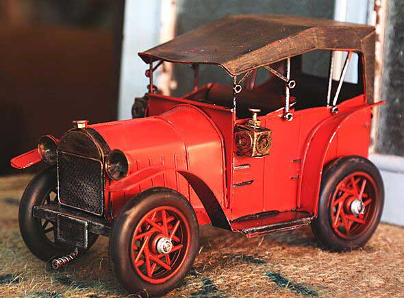 Vintage Red Handmade Medium Scale Tinplate Ford T-Type Car Model