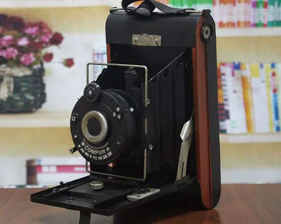 Black Tinplate Handmade Vintage Camera Model