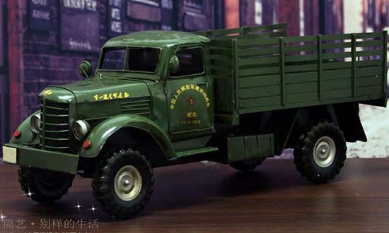Handmade Large Scale Army Green Jiefang Military Truck Model
